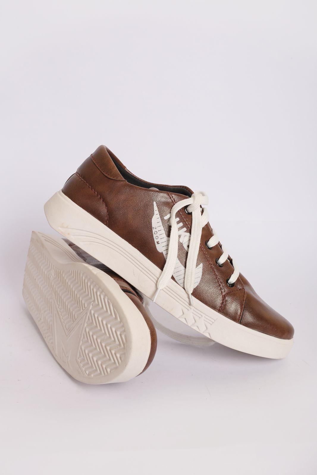 Stylish Men's Brown Synthetic Leather Sneakers
