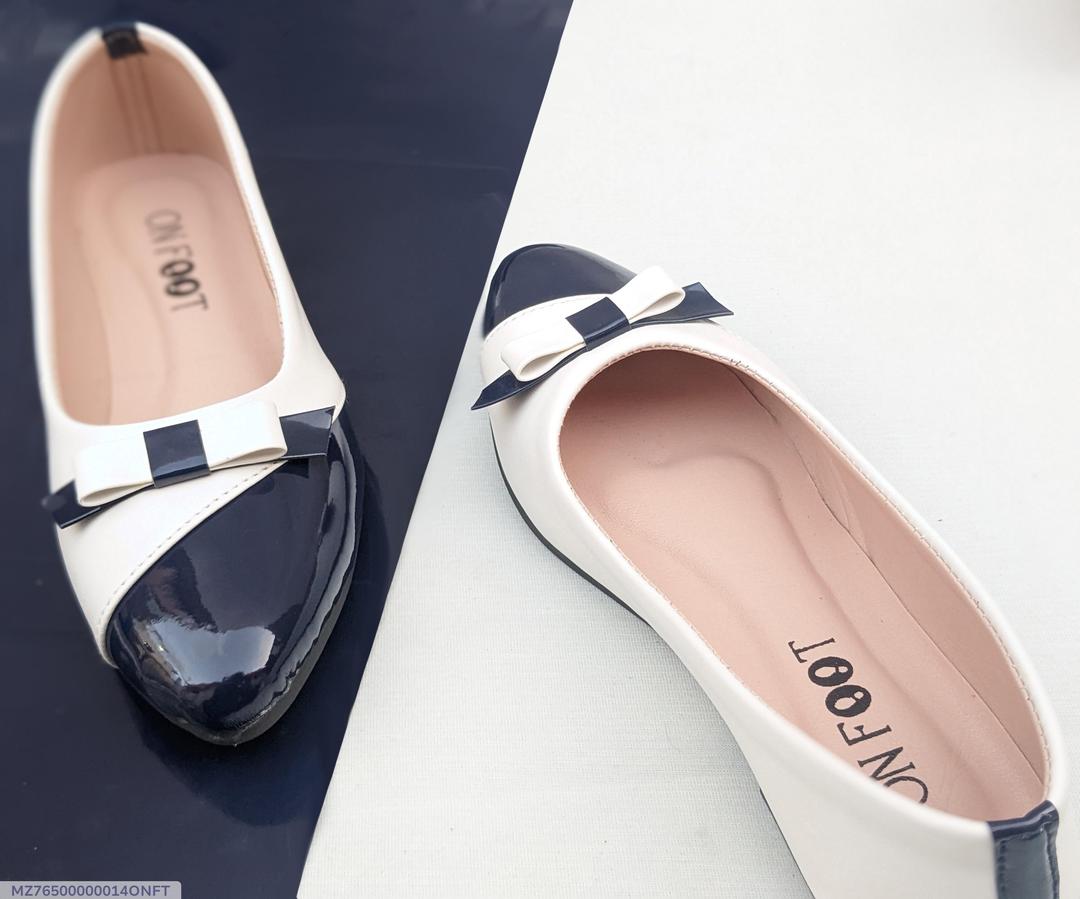 Women's Rexine Fancy Pump's