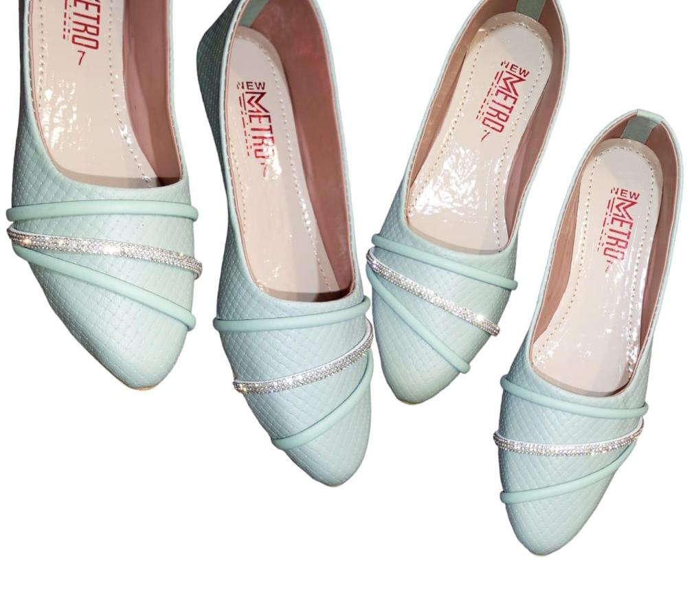 Women's PU Leather Stylish Pumps