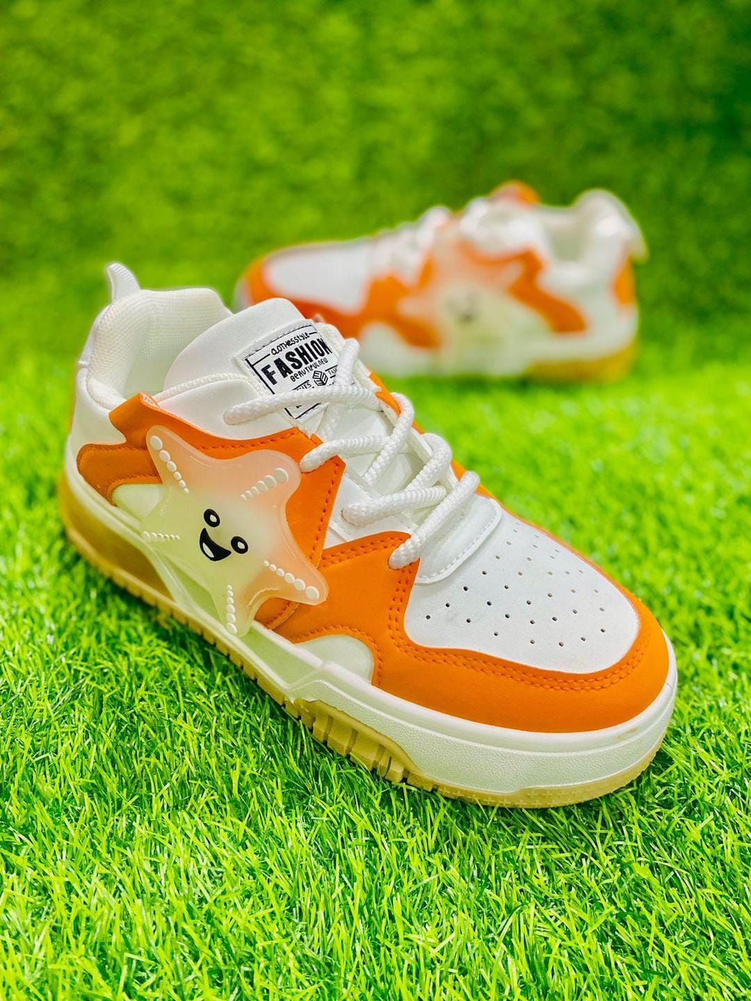 Stylish Women's Casual Febric sneakers