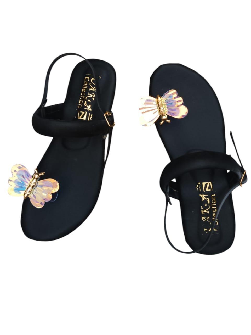 Stylish Women's Fancy Fabric Kolhapuri Chappal